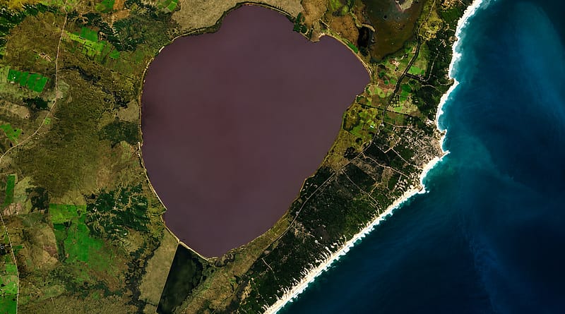 Laguna Negra de Rocha